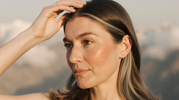 Como Disfarçar a Raiz Branca Entre Tinturas de Forma Rápida e Natural